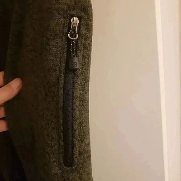 𝅺Avalanche Men's Green 1/4 Zip Pullover Sweater Jacket - Picture 4 of 8